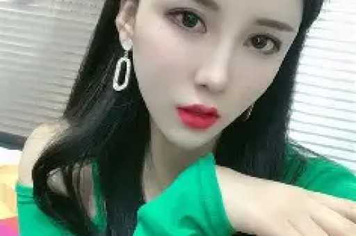 主播说丨央视曝光！新能源车企“锁电”坑惨车主车主哭诉：续航510实际跑不到300