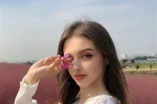李小璐：塌房10年终于后悔了