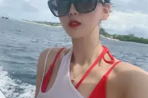 “网红美女律师”塌房后续：警方调查男友抛弃网友深扒还有隐情