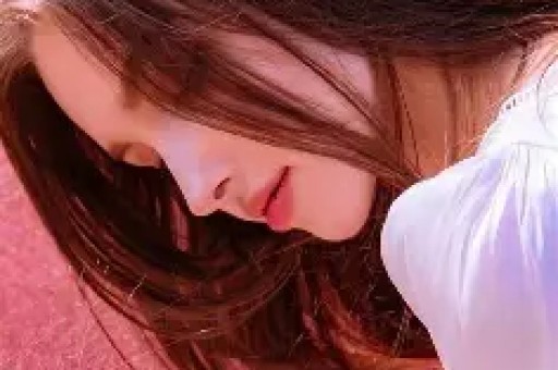 杨幂自曝“被潜”经历称因当时年纪小为此感到非常难过！
